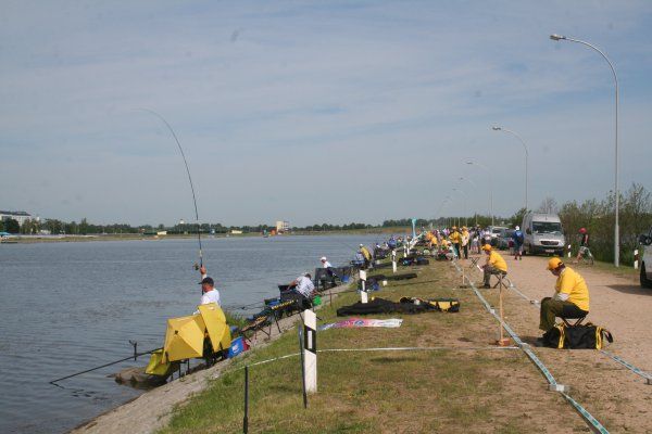 Первый тур чемпионата мира по ловле донной удочкой среди клубных команд