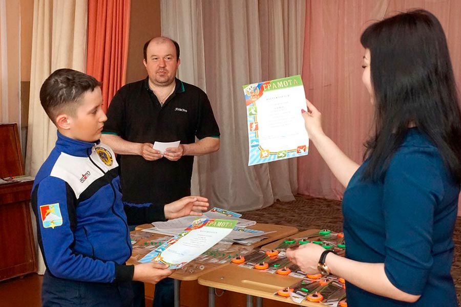 Участники проекта «Клёвый спорт» получили дипломы и разрядные книжки